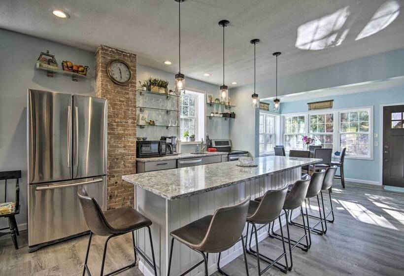 Quiet Escape W/ Hot Tub, 5 Miles To Raystown Lake!