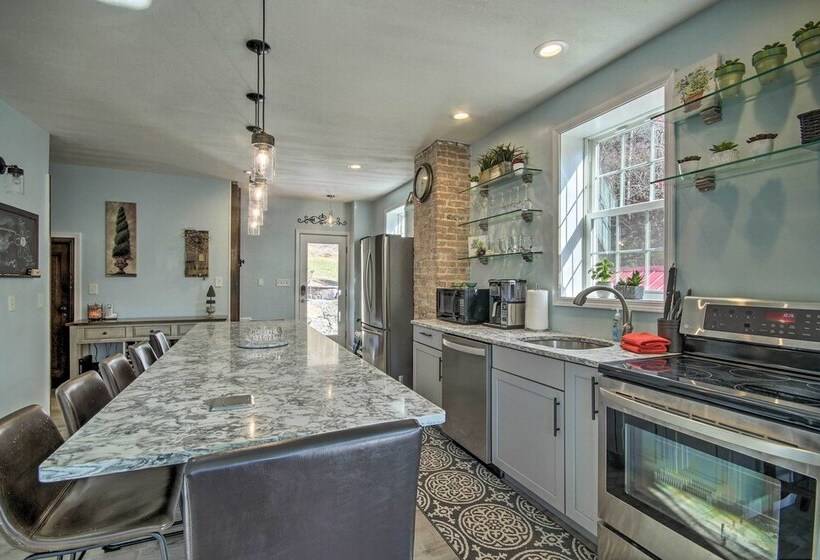 Quiet Escape W/ Hot Tub, 5 Miles To Raystown Lake!