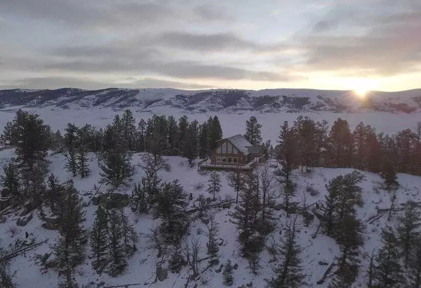 Quiet Fairplay Cabin W/ Rocky Mountain Views!