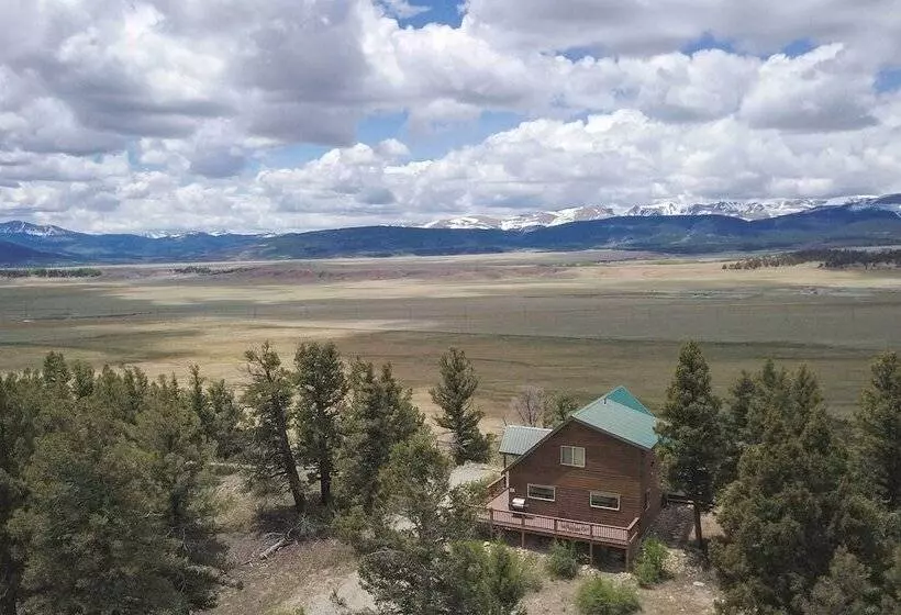 Quiet Fairplay Cabin W/ Rocky Mountain Views!