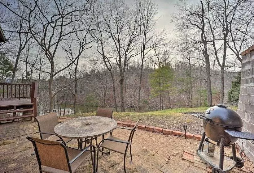 Relaxing Retreat W/ Private Dock On Claytor Lake!