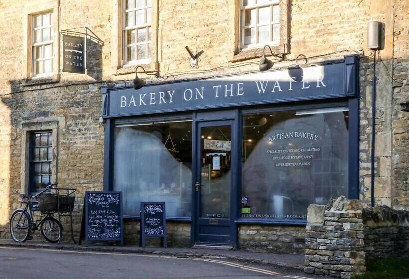 إقامة 3 Bears Court Barn Conversion In Little Rissington