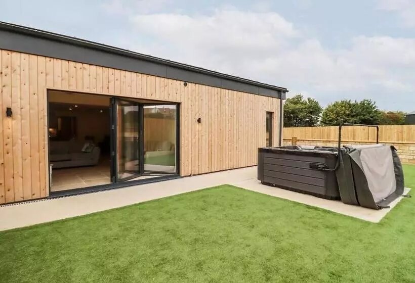 Residenssi 3 Bears Court Barn Conversion In Little Rissington
