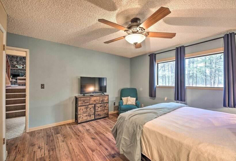 Rustic Pinetop Golf Course Home W/ Deck & Yard!