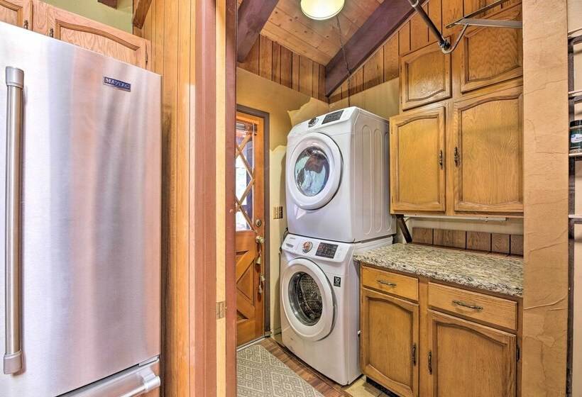 Rustic Pinetop Golf Course Home W/ Deck & Yard!