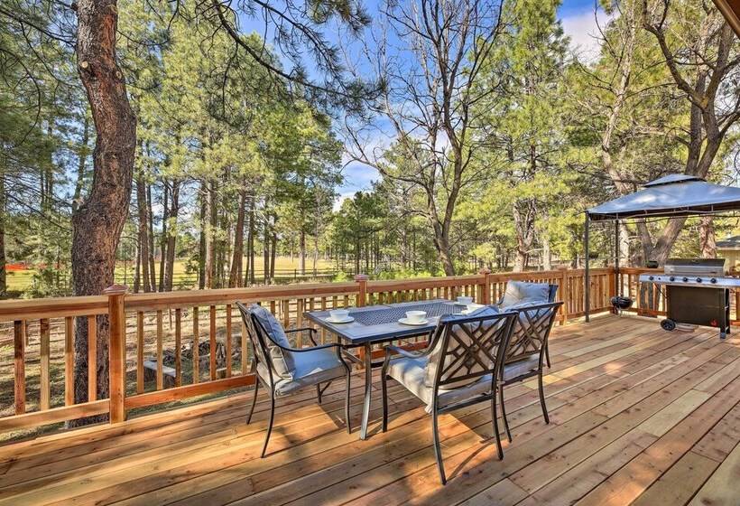 Rustic Pinetop Golf Course Home W/ Deck & Yard!