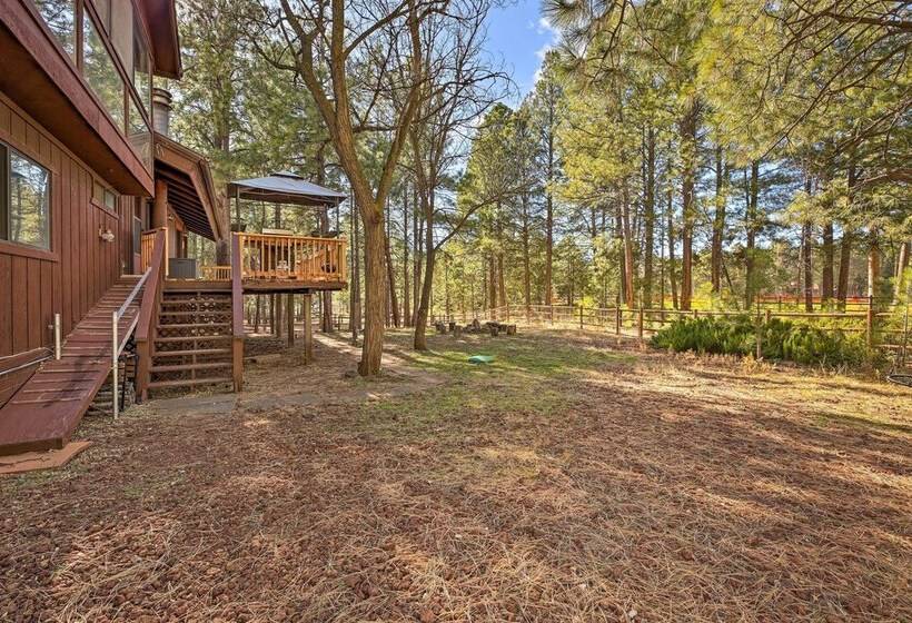 Rustic Pinetop Golf Course Home W/ Deck & Yard!