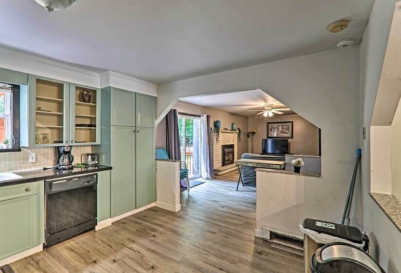 Spacious Tobyhanna Family Home: Pool/beach Access!