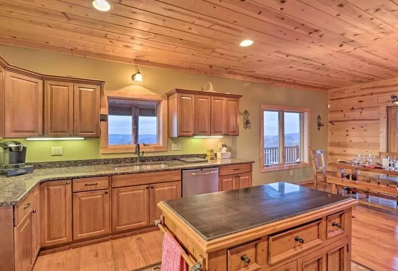 Spacious Slaty Fork Home ~ 12 Mi To Snowshoe