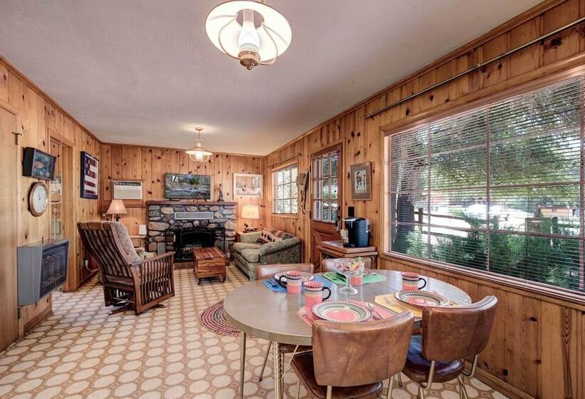 Tonto Nat L Forest Riverside Cabin!