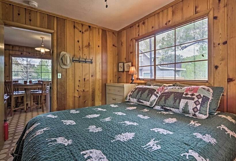 Tonto Nat L Forest Riverside Cabin!