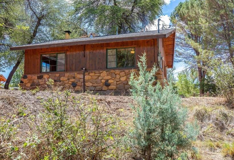 Tonto Nat L Forest Riverside Cabin!