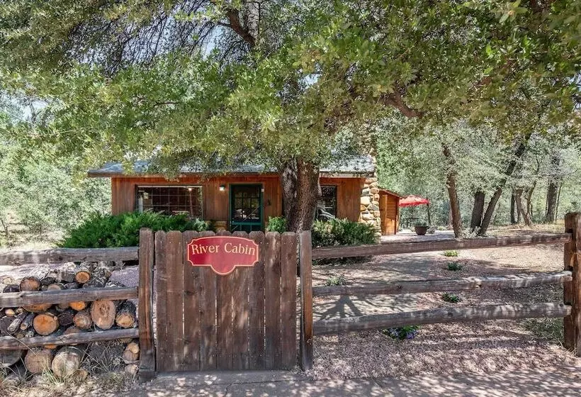 Tonto Nat L Forest Riverside Cabin!