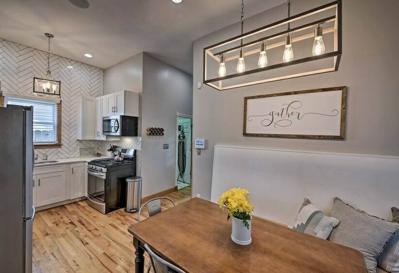 Updated Indianapolis Home, Walk To Lucas Oil!