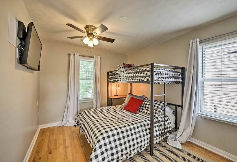 Updated Indianapolis Home, Walk To Lucas Oil!