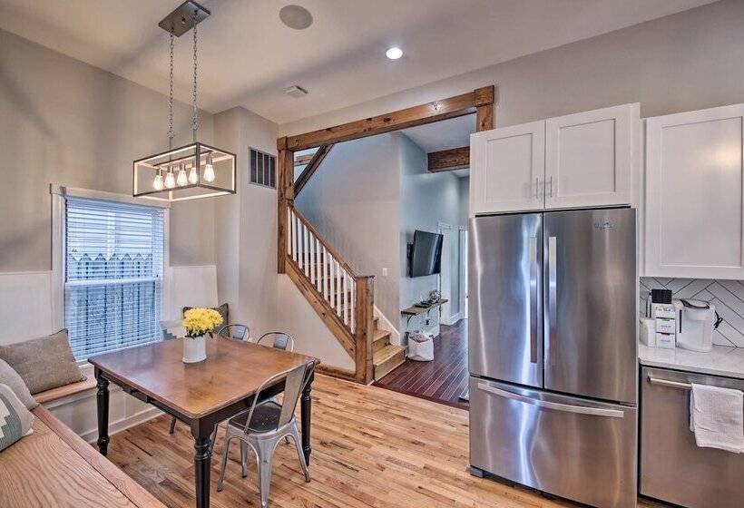 Updated Indianapolis Home, Walk To Lucas Oil!