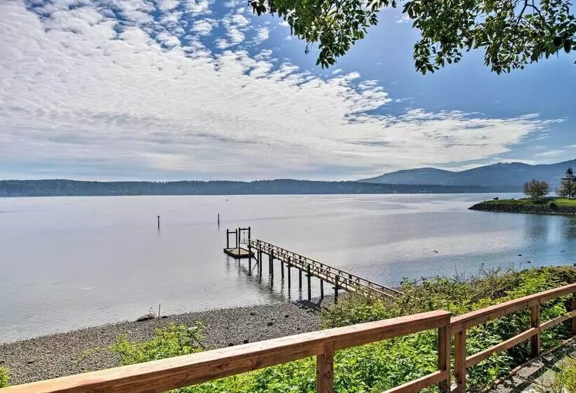 Washington Waterfront Home W/ Sequim Bay Access