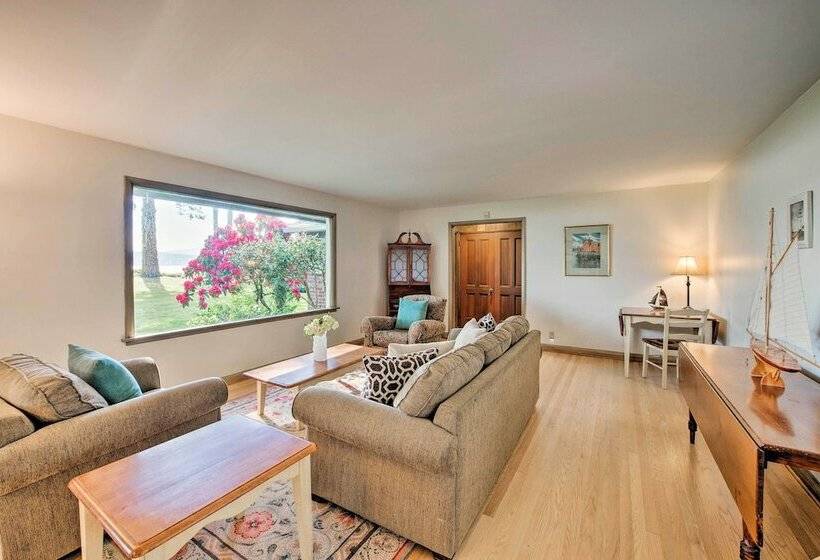 Washington Waterfront Home W/ Sequim Bay Access