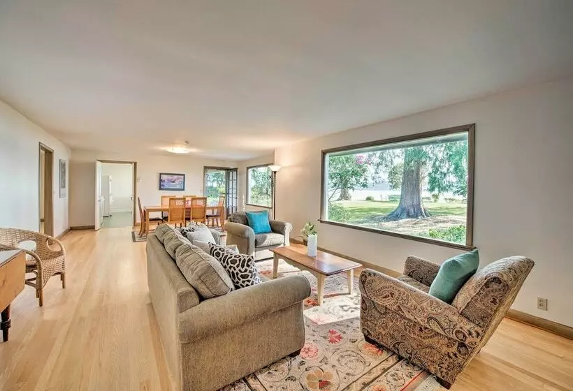 Washington Waterfront Home W/ Sequim Bay Access