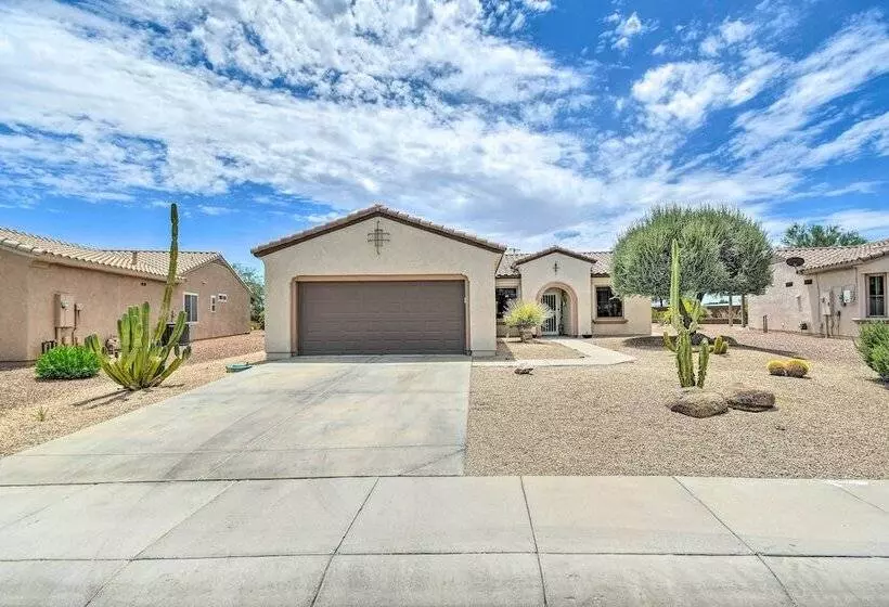 Welcoming Surprise Home W/ Patio & Spacious Yard