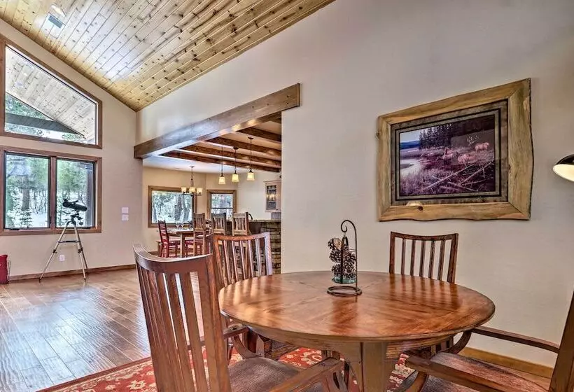 Furnished Deck + Fire Pit: Show Low Hideaway!