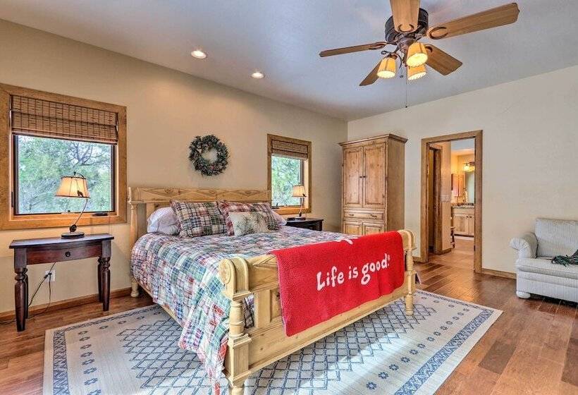 Furnished Deck + Fire Pit: Show Low Hideaway!