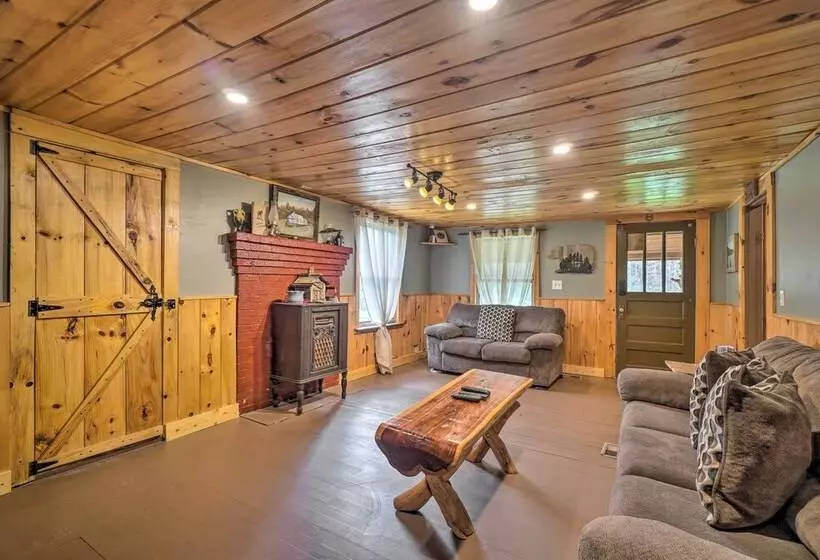 Cabin < 2 Mi To Great Smoky Mtns Natl Park!