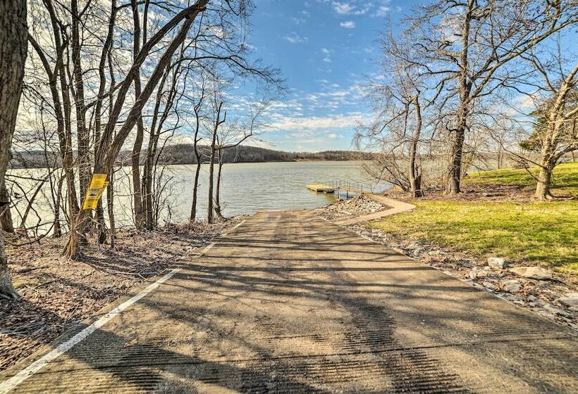 Cadiz Retreat W/ Grill   Walk To Lake Barkley