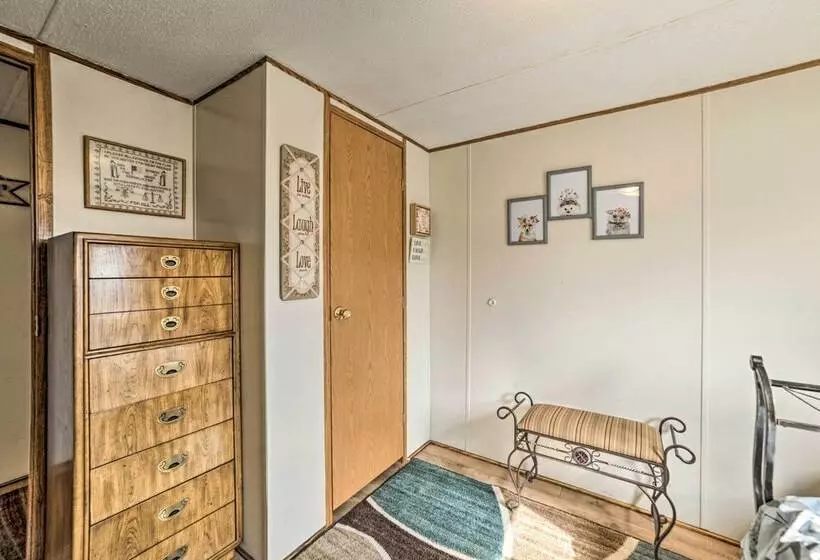 Cadiz Retreat W/ Grill   Walk To Lake Barkley