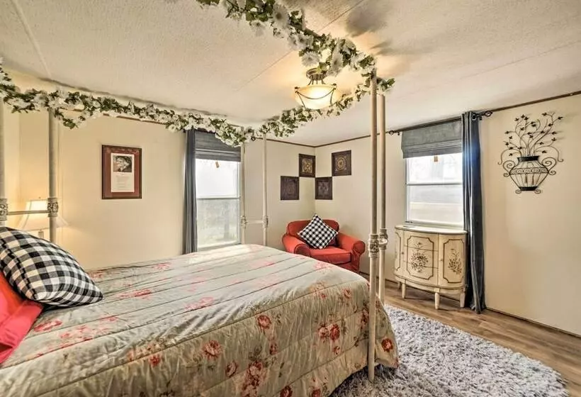 Cadiz Retreat W/ Grill   Walk To Lake Barkley