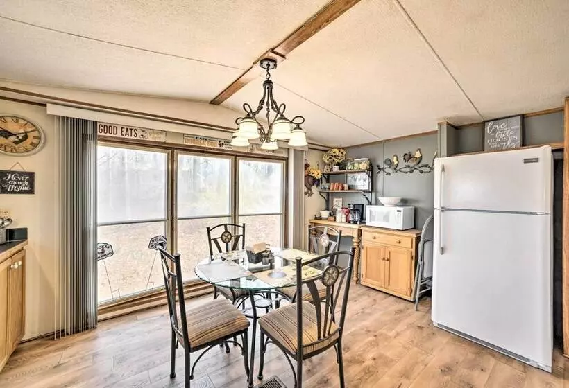 Cadiz Retreat W/ Grill   Walk To Lake Barkley