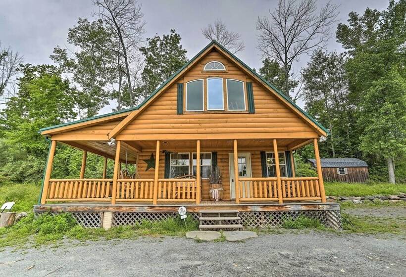 Porch, Fire Pit + Valley Views: Blakely Cabin!