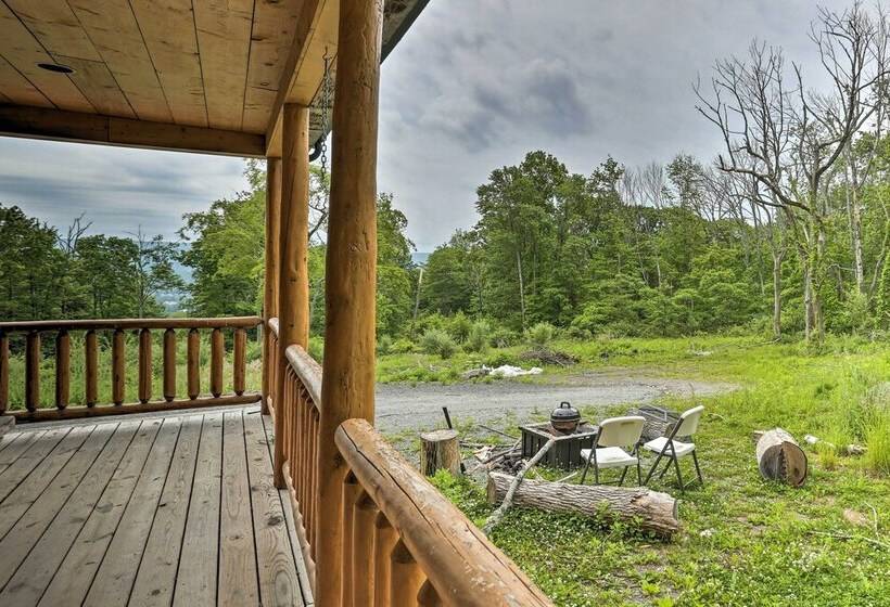 Porch, Fire Pit + Valley Views: Blakely Cabin!
