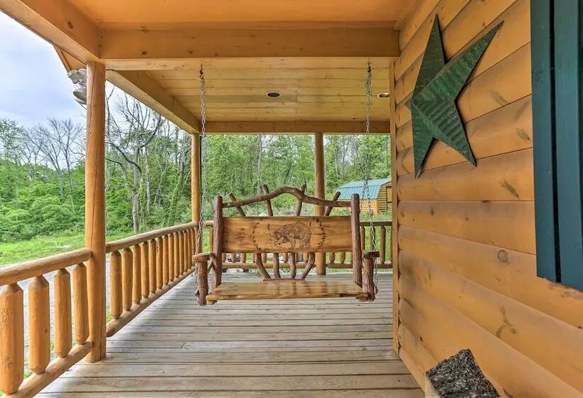 Porch, Fire Pit + Valley Views: Blakely Cabin!