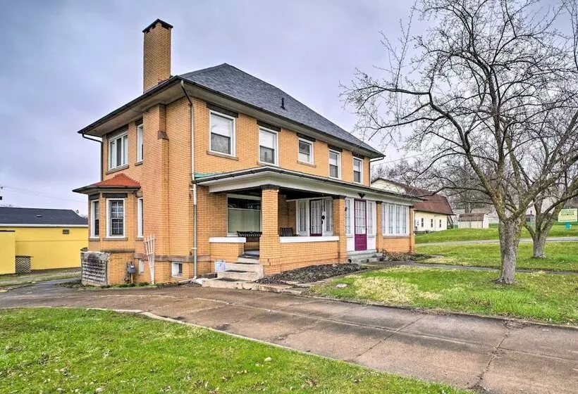 Classy Colonial House W/ Furnished Sunroom!