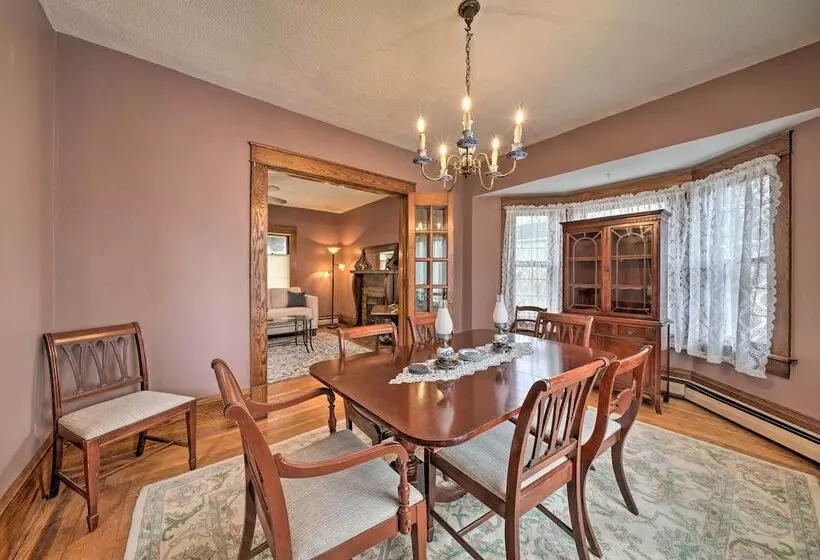 Classy Colonial House W/ Furnished Sunroom!