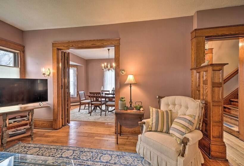 Classy Colonial House W/ Furnished Sunroom!