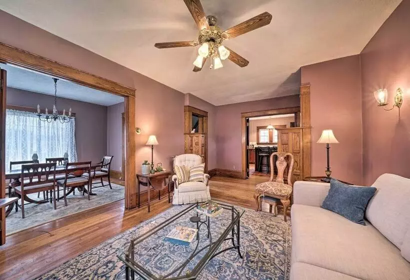 Classy Colonial House W/ Furnished Sunroom!