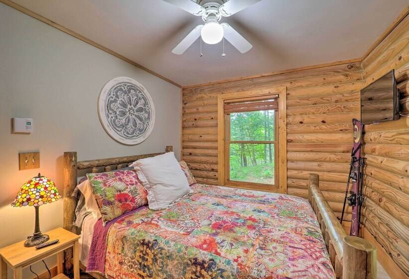 2 Decks & Fire Pit: Scenic Beech Mountain Retreat!