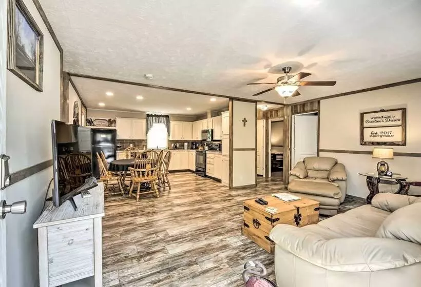 Cozy Hardin Retreat W/ Lake Kentucky View!