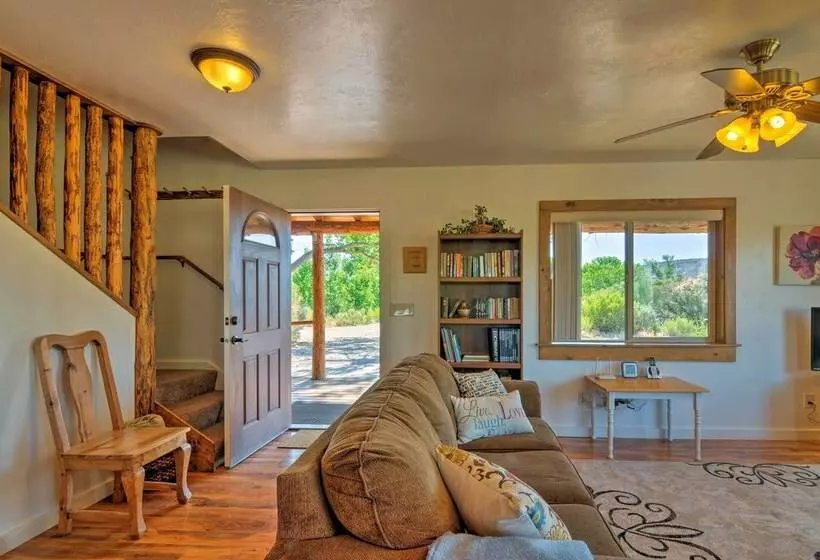 Cozy Henrieville Cabin: 18 Mi To Bryce Canyon Np!