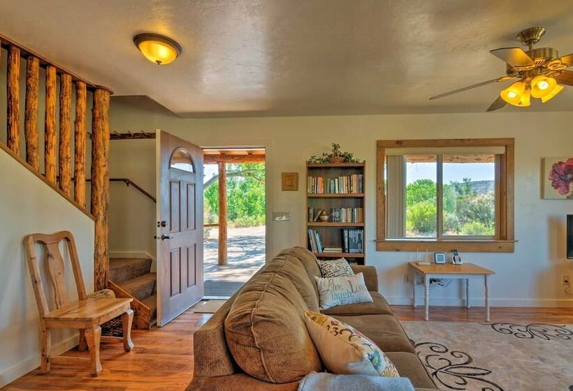 Cozy Henrieville Cabin: 18 Mi To Bryce Canyon Np!