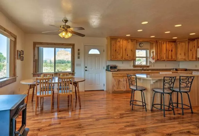 Cozy Henrieville Cabin: 18 Mi To Bryce Canyon Np!