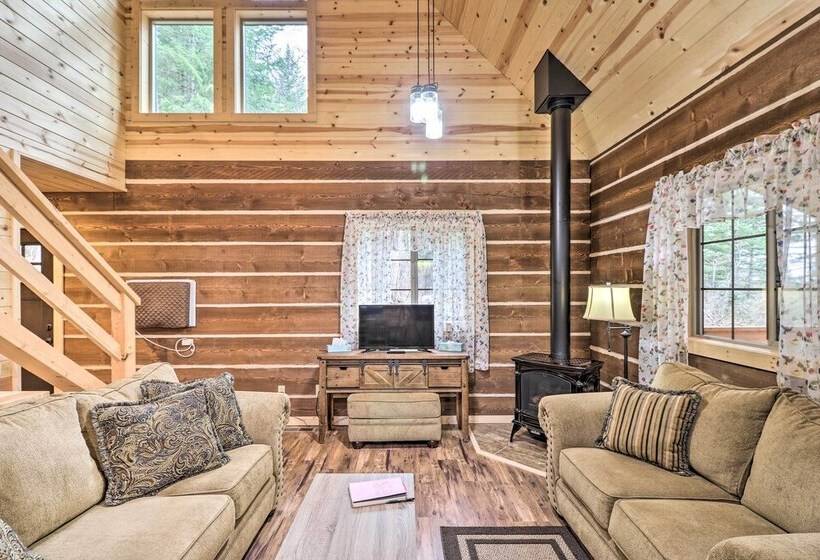 Cozy Homestead Cabin At Base Of Columbia Mountain!