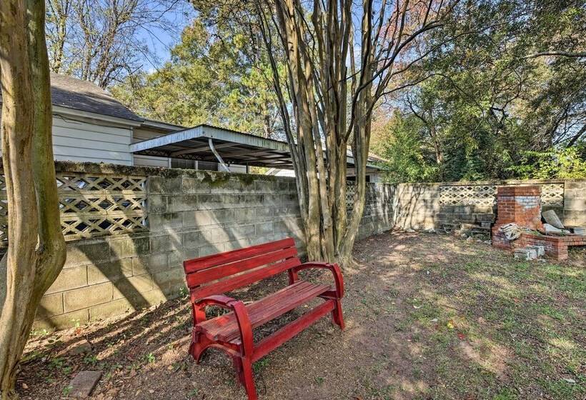 Cozy Montgomery Home: Just 2 Mi To Downtown!