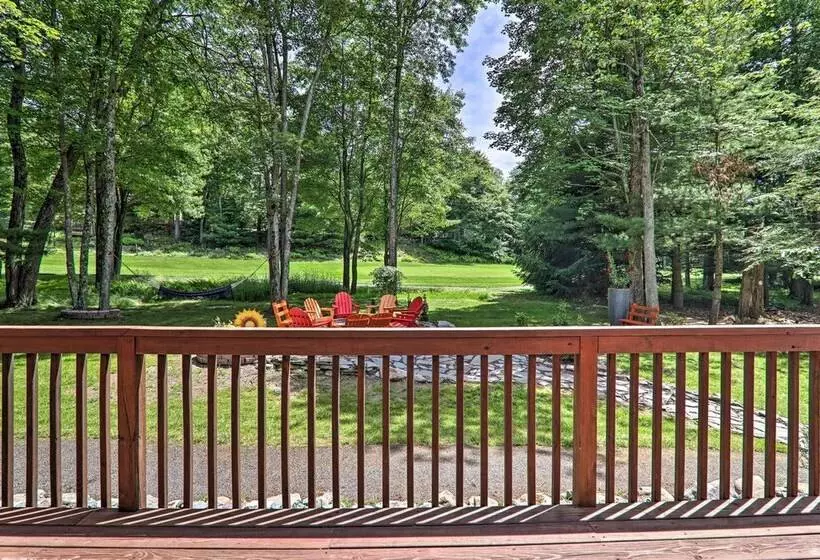 Fire Pit & Bbq: Elegant Split Rock Resort Getaway!