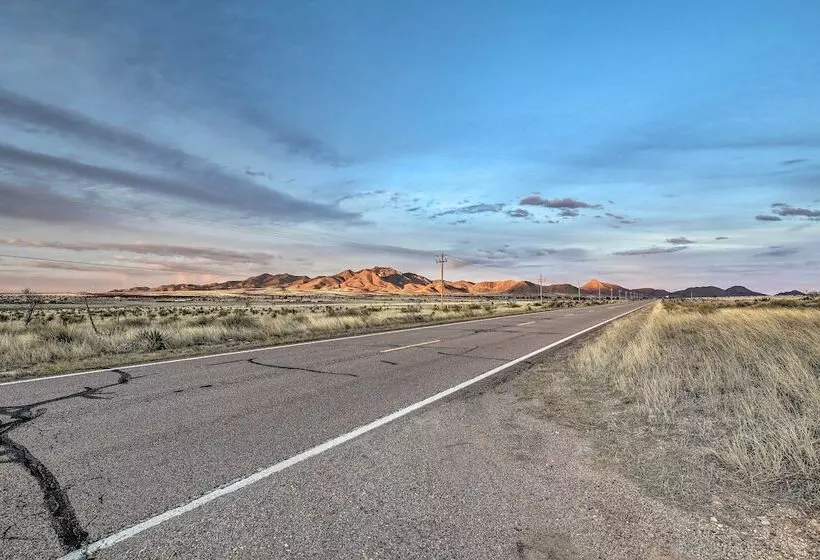 Elgin Home W/ Mountain Views ~ 3 Miles To Wineries