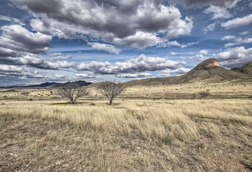 Elgin Home W/ Mountain Views ~ 3 Miles To Wineries