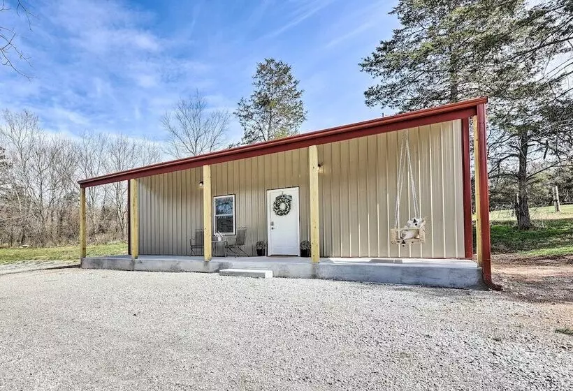 Eureka Springs Area Home W/ Porch, Grill!