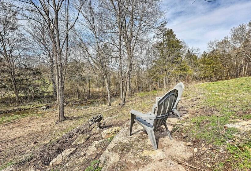 Eureka Springs Area Home W/ Porch, Grill!